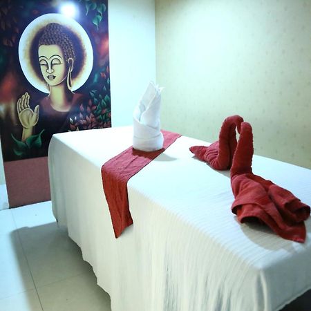 Hotel Rajshree & Spa Chandigarh Ngoại thất bức ảnh