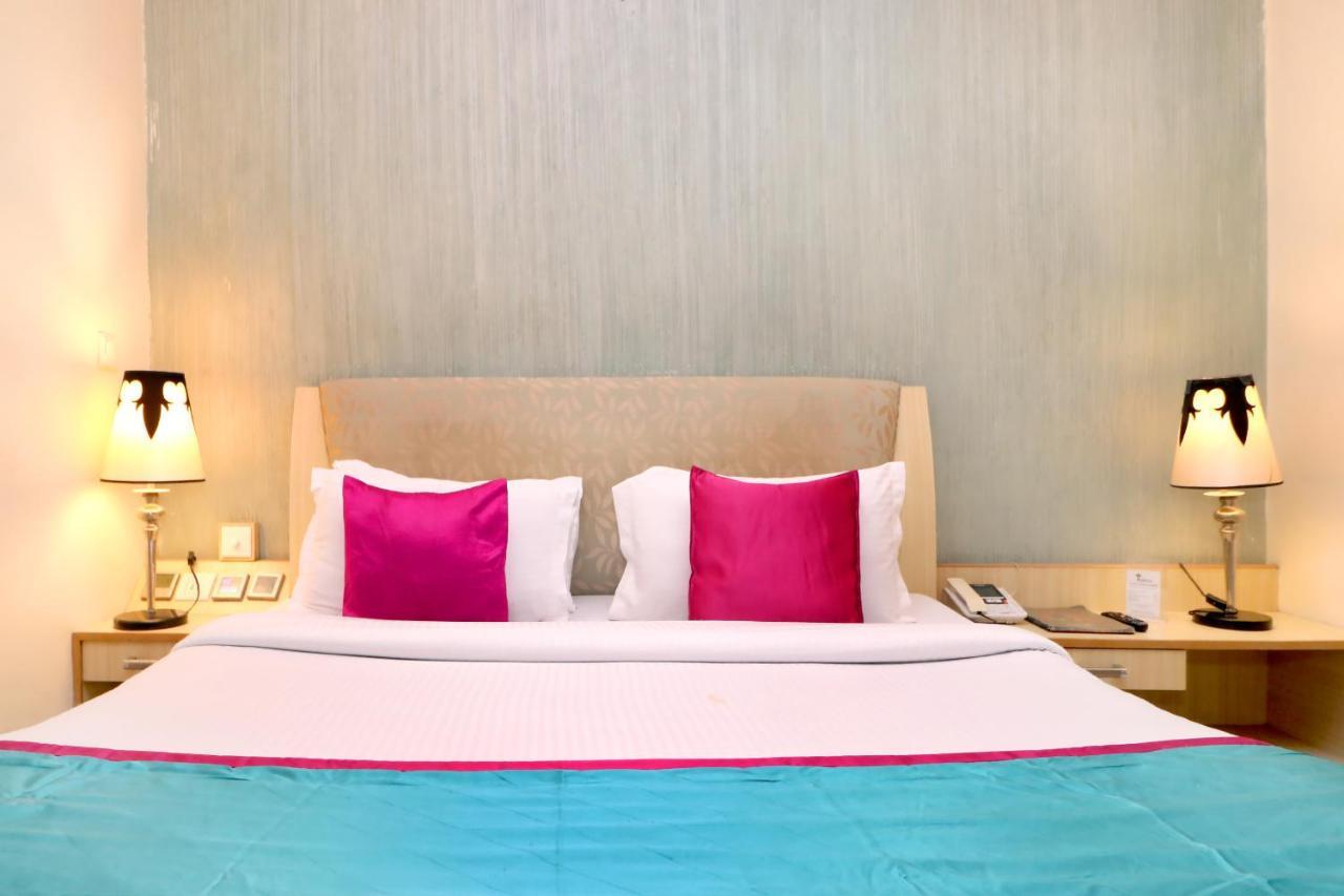 Hotel Rajshree & Spa Chandigarh Ngoại thất bức ảnh