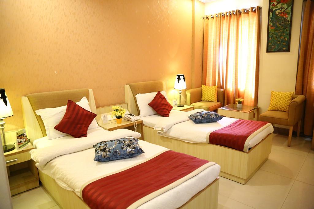 Hotel Rajshree & Spa Chandigarh Ngoại thất bức ảnh