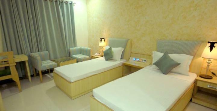Hotel Rajshree & Spa Chandigarh Ngoại thất bức ảnh